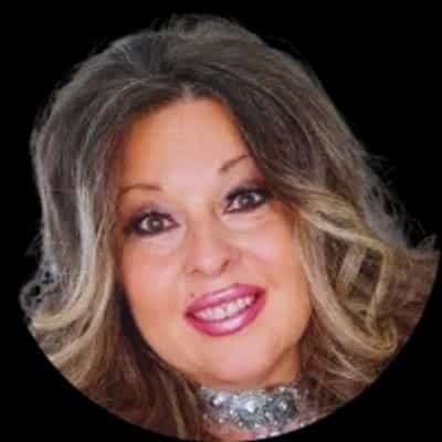 Kari E. Samson - Featured